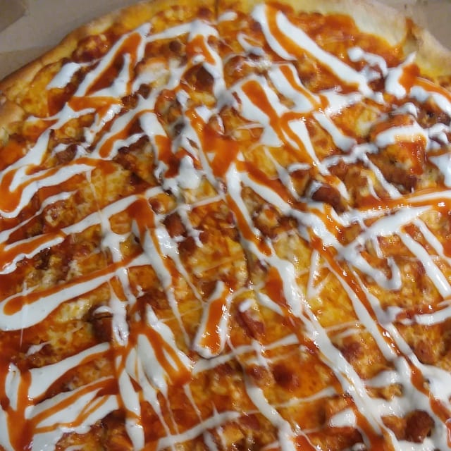12" Buffalo Chicken Pizza.